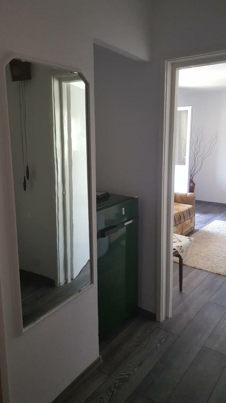 Appartement Apartament Victory à Orşova Extérieur photo